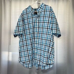 Men’s short sleeve button down